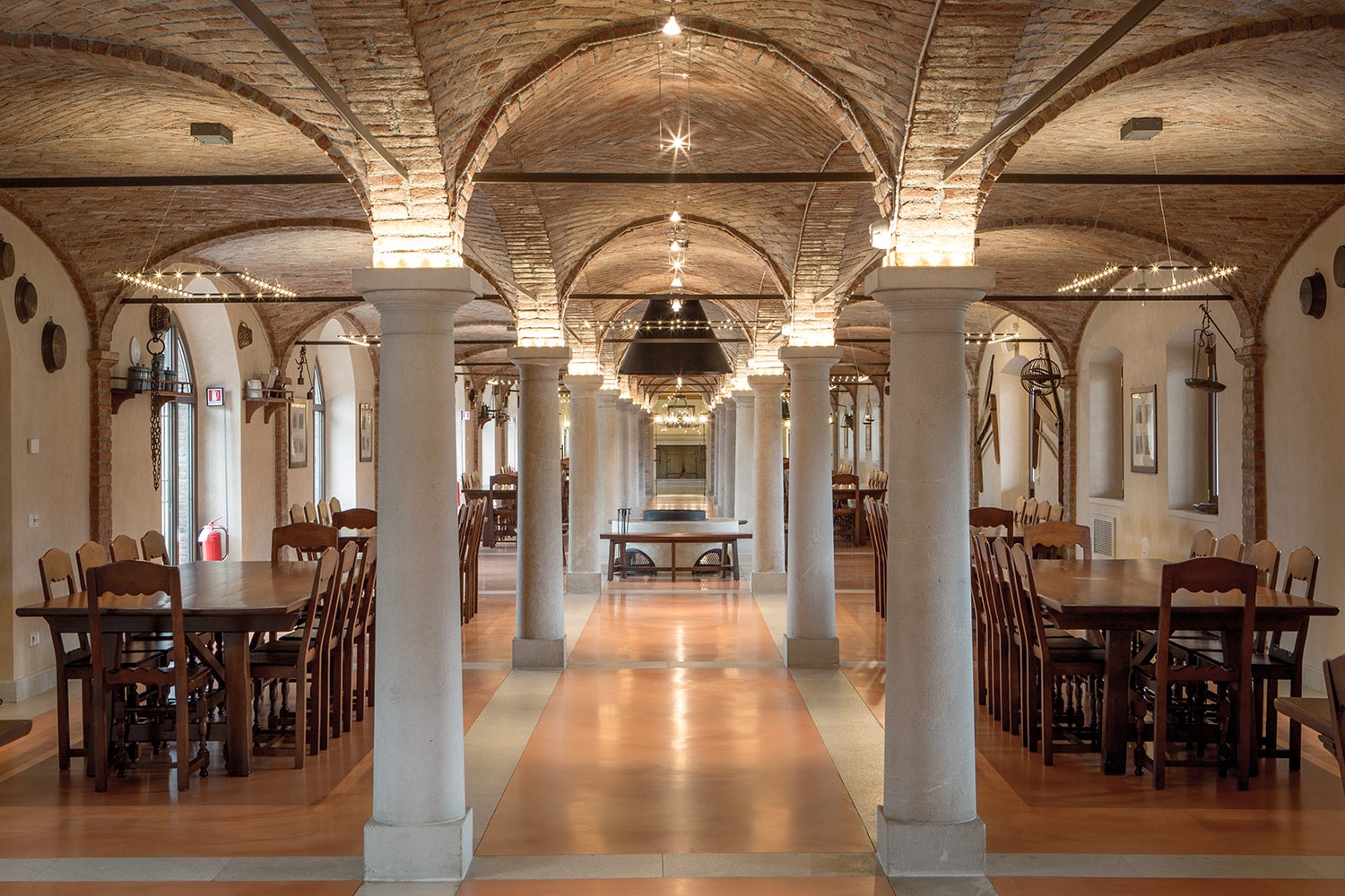 tenuta-sei-ore-sala-colonne-1
